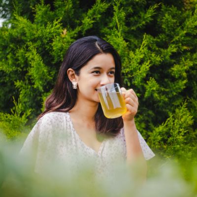 Does green tea have caffeine?  The truth about caffeine in green tea.