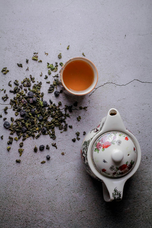 Setting the Record Straight: What Does Oolong Tea Taste Like?